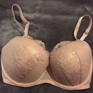 Victoria’s Secret Pastel Pink Lace Bra 32DD NWT